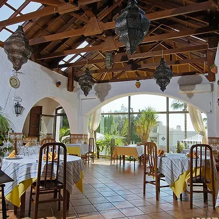 Hotel Family Agua Amarga *